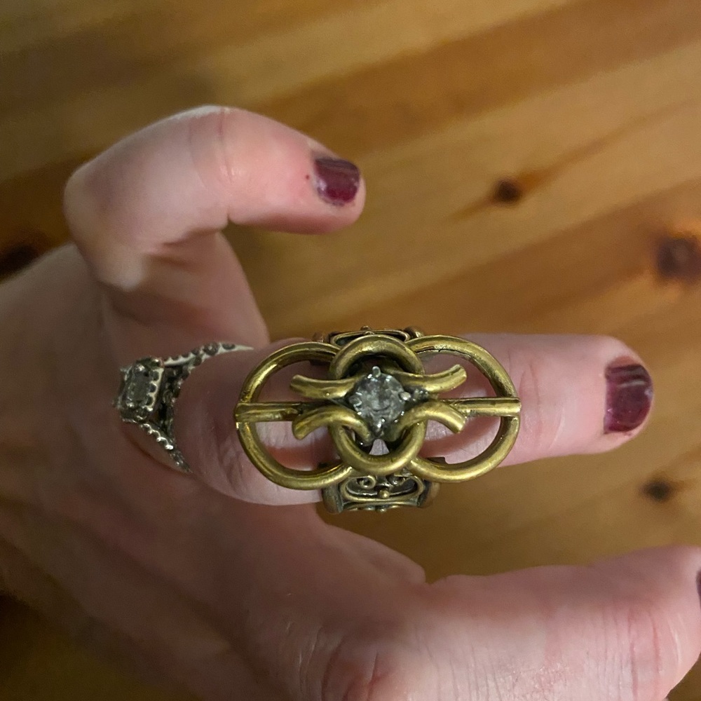 Echo of a Dreamer ring by designer Margaret Thurman.  Uma Thurmans aunt.  Size 6